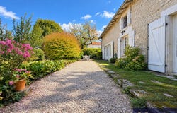 Barbezieux-Saint-Hilaire, Poitou-Charentes 16300