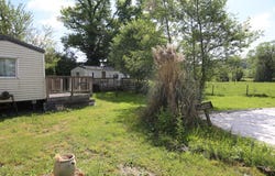 Chiddes, Burgundy 58170