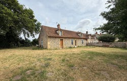 Ainay-le-Vieil, Cher 18200