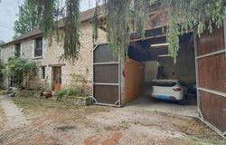 Marce-Sur-Esves, Centre 37160