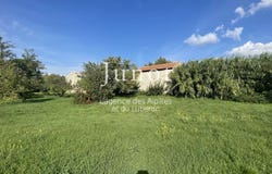 Mouriès, Provence-Alpes-Côte d'Azur 13890