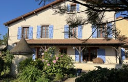 Sennecey-le-Grand, Burgundy 71240