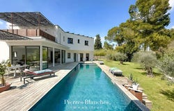 Sommières, Languedoc-Roussillon 30250