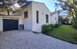 La Garde, Var 83130