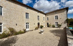 Lizant, Poitou-Charentes 86400