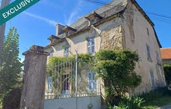 Lanuejouls, Midi-Pyrénées 12350