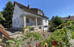Gueugnon, Burgundy 71130