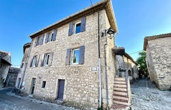La Garde-Adhémar, Rhône-Alpes 26700