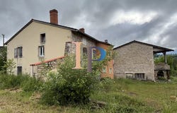 Charlieu, Saône-et-Loire 42190