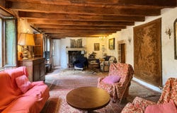 Vallon-en-Sully, Auvergne 03190