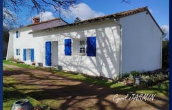 Gourge, Poitou-Charentes 79200