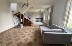 Mosnes, Centre 37530