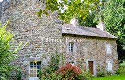 Lesneven, Brittany 29260