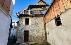 Uchentein, Midi-Pyrénées 09800