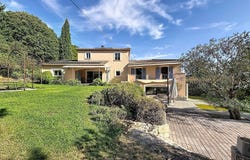 Roquemaure, Gard 30150