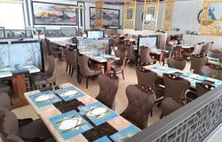 Laval, Pays de la Loire 53000