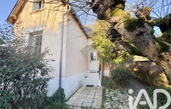 Dun-sur-Auron, Centre-Val de Loire 18130