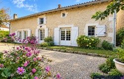 Barbezieux-Saint-Hilaire, Poitou-Charentes 16300