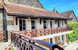 Pouilly-en-Auxois, Burgundy 21320