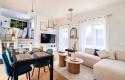 Laval, Pays de la Loire 53000