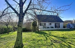 Paron, Bourgogne 89100