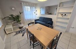 Bordeaux, Aquitaine 33300