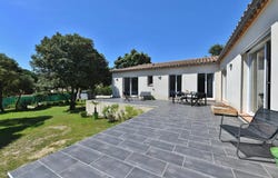 Uzès, Gard 30700