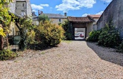 Monts-Sur-Guesnes, Poitou-Charentes 86420