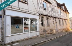 Bourges, Centre 18000