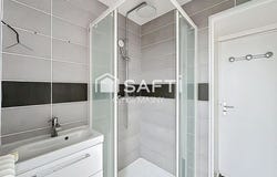 Reims, Champagne-Ardenne 51100
