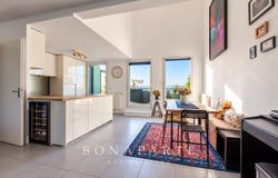 Bordeaux, Aquitaine 33300