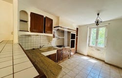 Montbrun-les-Bains, Auvergne-Rhône-Alpes 26570