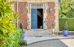 Chantilly, Hauts-de-France 60500