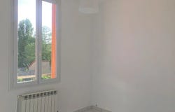 Sens, Yonne 89100