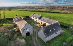 LOCRONAN, Brittany 29180