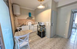 Nimes, Languedoc-Roussillon 30900