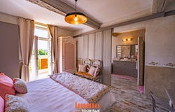Roquemaure, Languedoc-Roussillon 30150