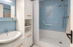 Bourges, Centre-Val de Loire 18000