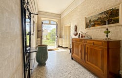 Uzès, Languedoc-Roussillon 30700