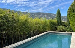 Maubec, Provence-Alpes-Côte d'Azur 84660