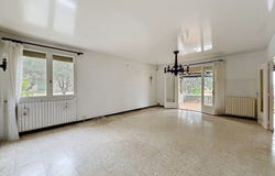 Apt, Provence-Alpes-Côte d'Azur 84400