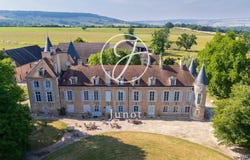 Avallon, Burgundy 89200