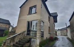 PRADINAS, Occitanie 12240