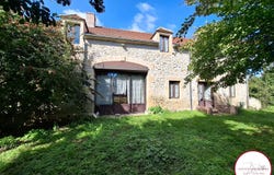 Coust, Centre 18210