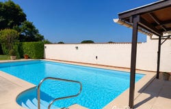 Garons, Languedoc-Roussillon 30128