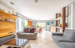 Bessines, Poitou-Charentes 79000