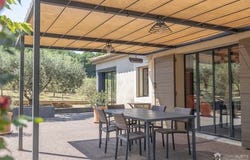 Oppède, Provence-Alpes-Côte d'Azur 84580