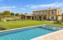 Eygalières, Provence-Alpes-Côte d'Azur 13810