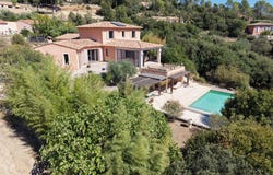 Cotignac, Provence-Alpes-Côte d'Azur 83570