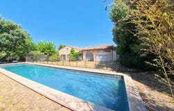 Saint-Siffret, Languedoc-Roussillon 30700